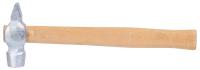 Молоток 500г с дерев. ручкой средний