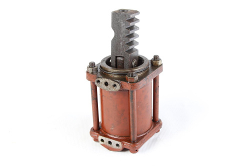 Цилиндр МТЗ 50-3405010 ГУРа   с рейкой